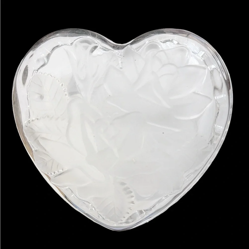 Clear Heart Shaped Trinket Dish Bowl With Lid Top Floral Design valentine's Day